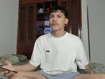 PinkFoxya free chat on liveonude Image 16