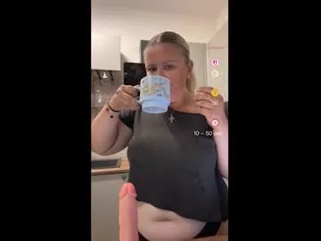 ava_bae free chat on liveonude