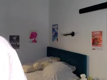 xamara1124 free chat on liveonude Image 5