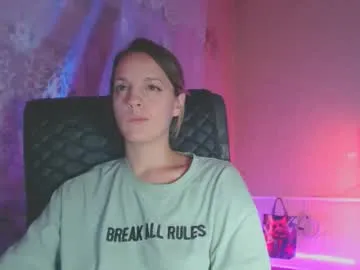 PinkFoxya free chat on liveonude Image 16