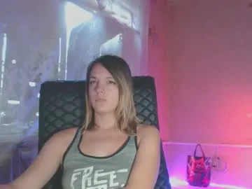 PinkFoxya free chat on liveonude Image 18