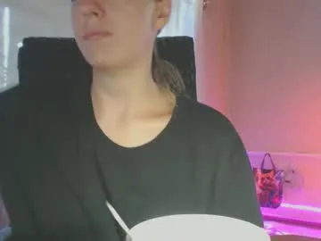 PinkFoxya free chat on liveonude Image 6