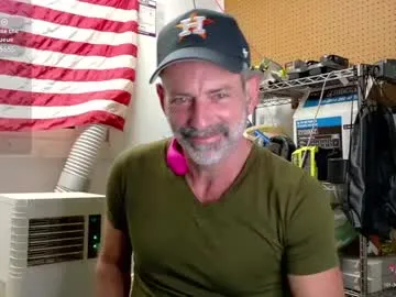 AlexAndPole free chat on liveonude Image 6