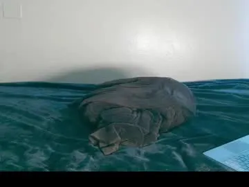 MiaLiaHot free chat on liveonude Image 16