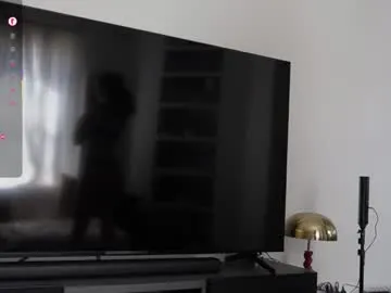 BELBIG free chat on liveonude Image 18