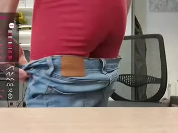 Sonya-reallsugar free chat on liveonude Image 18