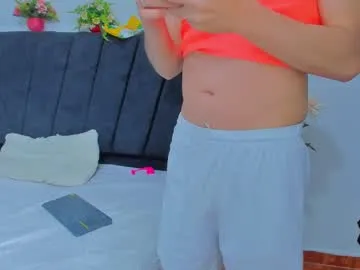 MiaLiaHot free chat on liveonude Image 15