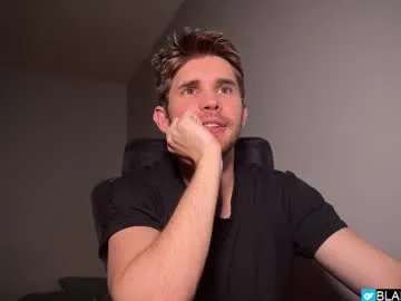 DiamondJo free chat on liveonude Image 2