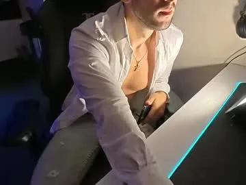 april_ebony18_ free chat on liveonude Image 13