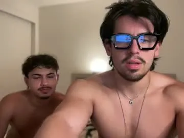 Wild-Angel777 free chat on liveonude Image 2