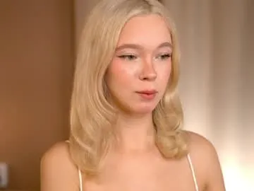 iamLila free chat on liveonude Image 3