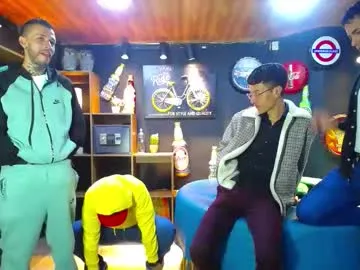 shy_boy17 free chat on liveonude Image 13