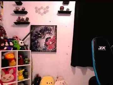 lory34 free chat on liveonude Image 19