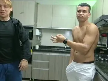 Zoe-Leo free chat on liveonude Image 19