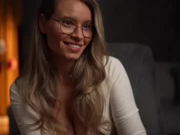 brilliantvictoria free chat on liveonude Image 11