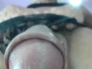 xunybany free chat on liveonude Image 14