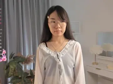 -Miray- free chat on liveonude Image 13