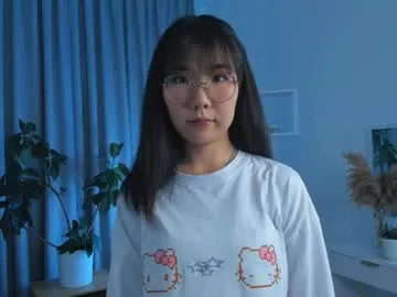 -Miray- free chat on liveonude Image 8