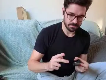 HEYBANANA free chat on liveonude Image 16