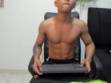 electra_hunt free chat on liveonude Image 11