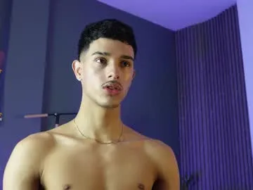 BELBIG free chat on liveonude Image 12