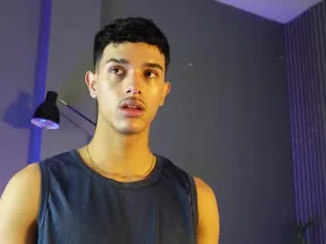 BELBIG free chat on liveonude Image 13