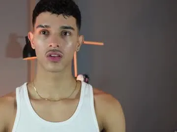 BELBIG free chat on liveonude Image 14