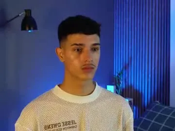 BELBIG free chat on liveonude Image 2