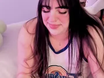 escar_let free chat on liveonude Image 16