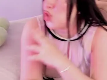 escar_let free chat on liveonude Image 17