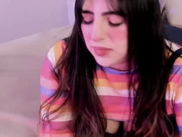 escar_let free chat on liveonude Image 5