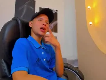 april_ebony18_ free chat on liveonude Image 13