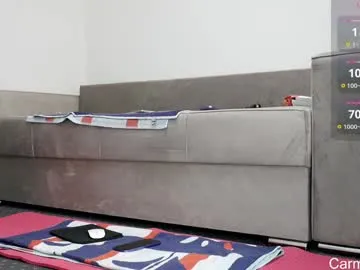 xunybany free chat on liveonude Image 18