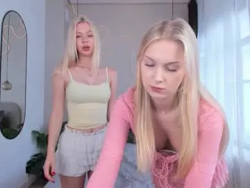 zaira795892 free chat on liveonude Image 14