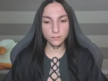 chloe_jeense free chat on liveonude Image 16