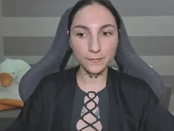 chloe_jeense free chat on liveonude Image 18