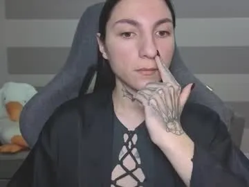 chloe_jeense free chat on liveonude Image 19