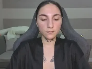 chloe_jeense free chat on liveonude Image 3