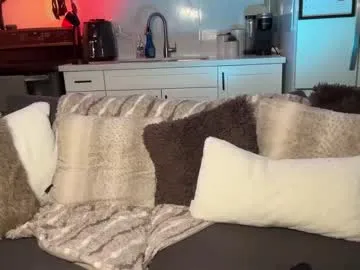 BELBIG free chat on liveonude Image 10