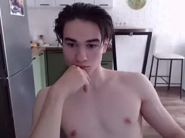 HEYBANANA free chat on liveonude Image 4