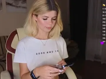 bunnydollstella free chat on liveonude Image 11