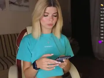 bunnydollstella free chat on liveonude Image 12