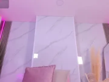 DiamondJo free chat on liveonude Image 3