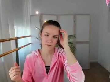 clare_ff free chat on liveonude