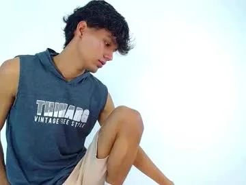 DiamondJo free chat on liveonude Image 17