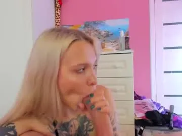 Wild-Angel777 free chat on liveonude Image 5