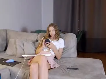 brilliantvictoria free chat on liveonude Image 8