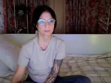 DiamondJo free chat on liveonude Image 15