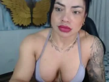 lory34 free chat on liveonude Image 12