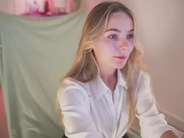 alinakukla787 free chat on liveonude Image 18